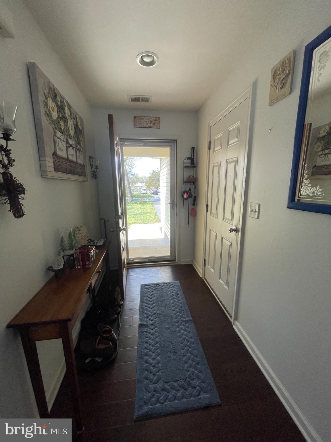 720 Deep Landing Road Chestertown, MD 21620 - Photo 5 of 42 Foyer facing the door