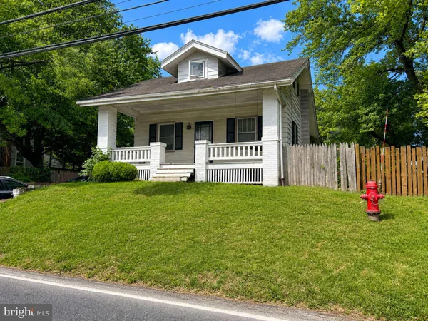 $265,000 | 123 Fruitville Pike, Manheim, PA 17545