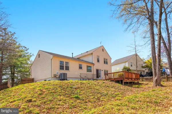 $915,000 | 7800 Richfield Road, Springfield, VA 22153