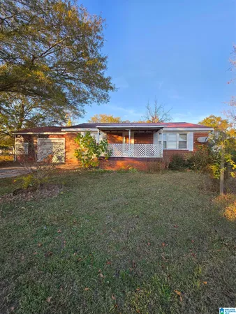 $139,900 | 547 Lakewood Drive, Weaver, AL 36277