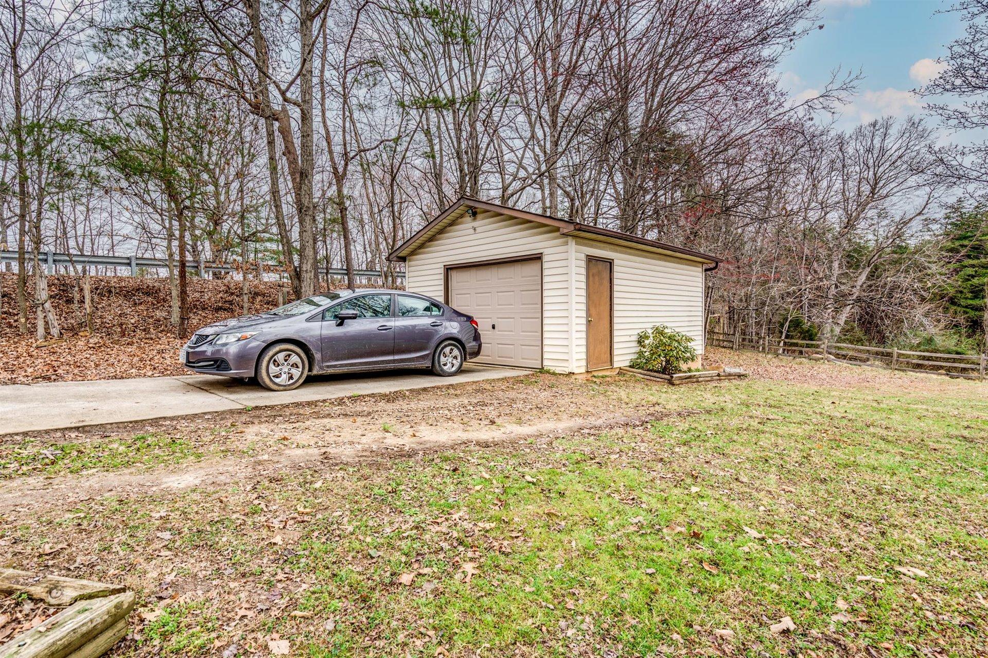 220 Northside Road Rocky Mount, VA 24151 - Photo 7 of 34 33-031620210092