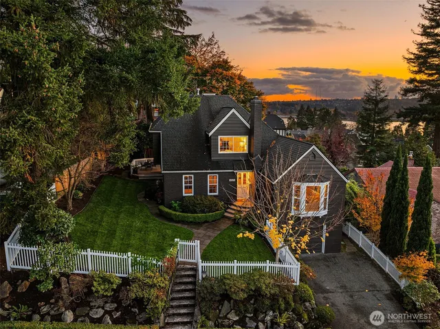 $2,685,000 | 4525 Northeast 41st Street, Seattle, WA 98105