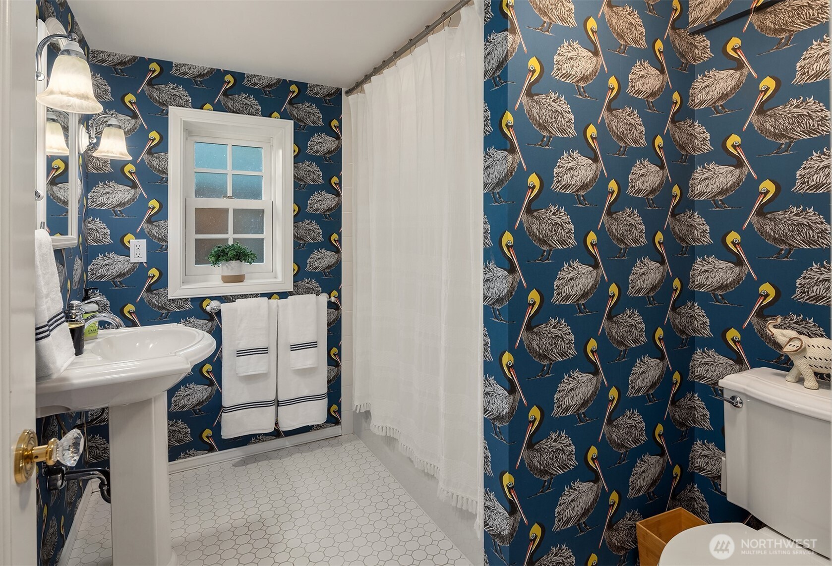 4525 Northeast 41st Street Seattle, WA 98105 - Photo 29 of 40