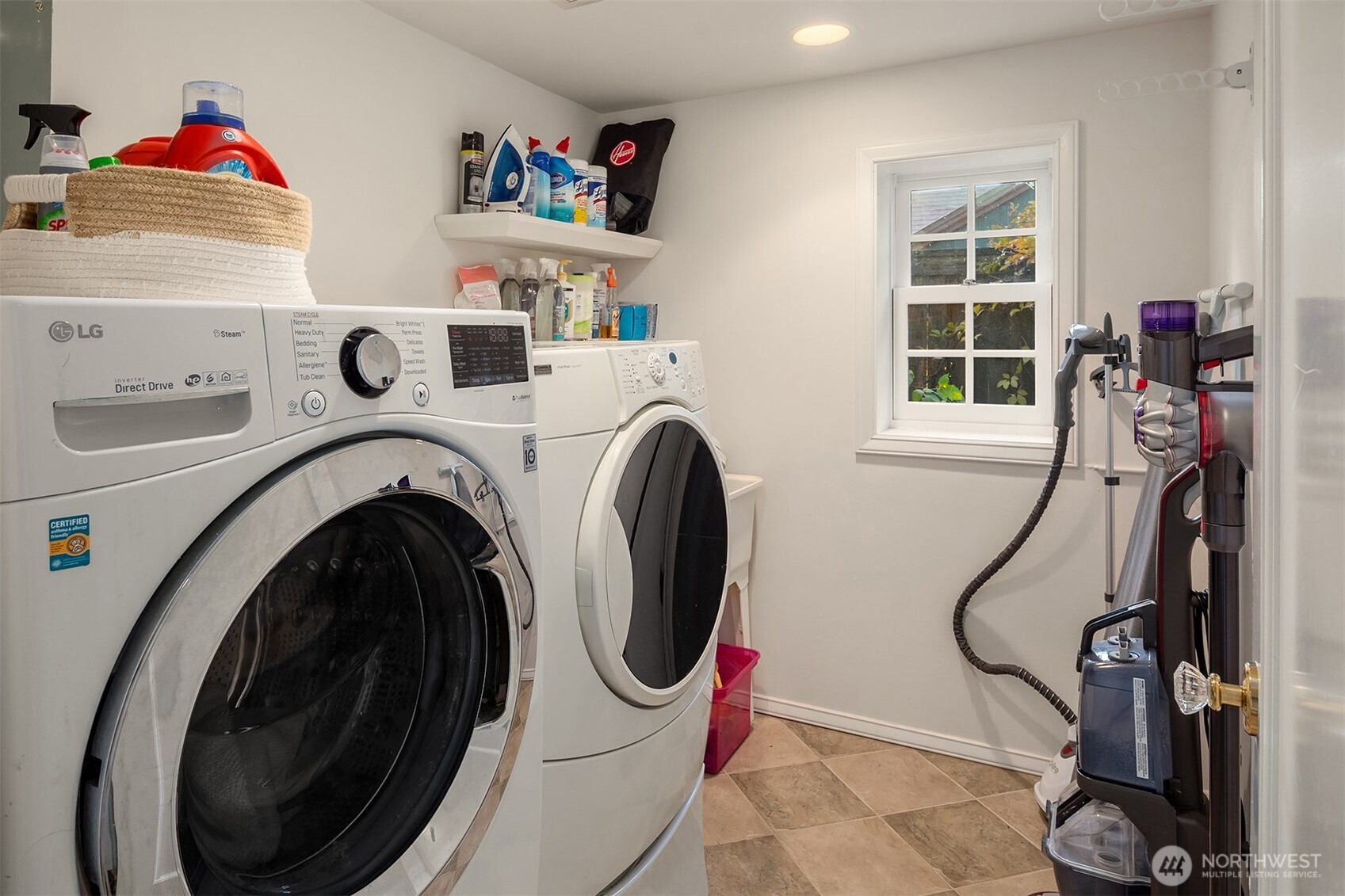 4525 Northeast 41st Street Seattle, WA 98105 - Photo 30 of 40