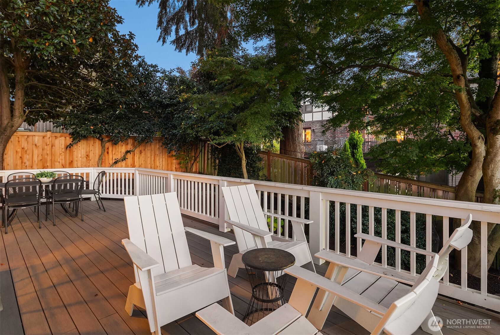 4525 Northeast 41st Street Seattle, WA 98105 - Photo 33 of 40