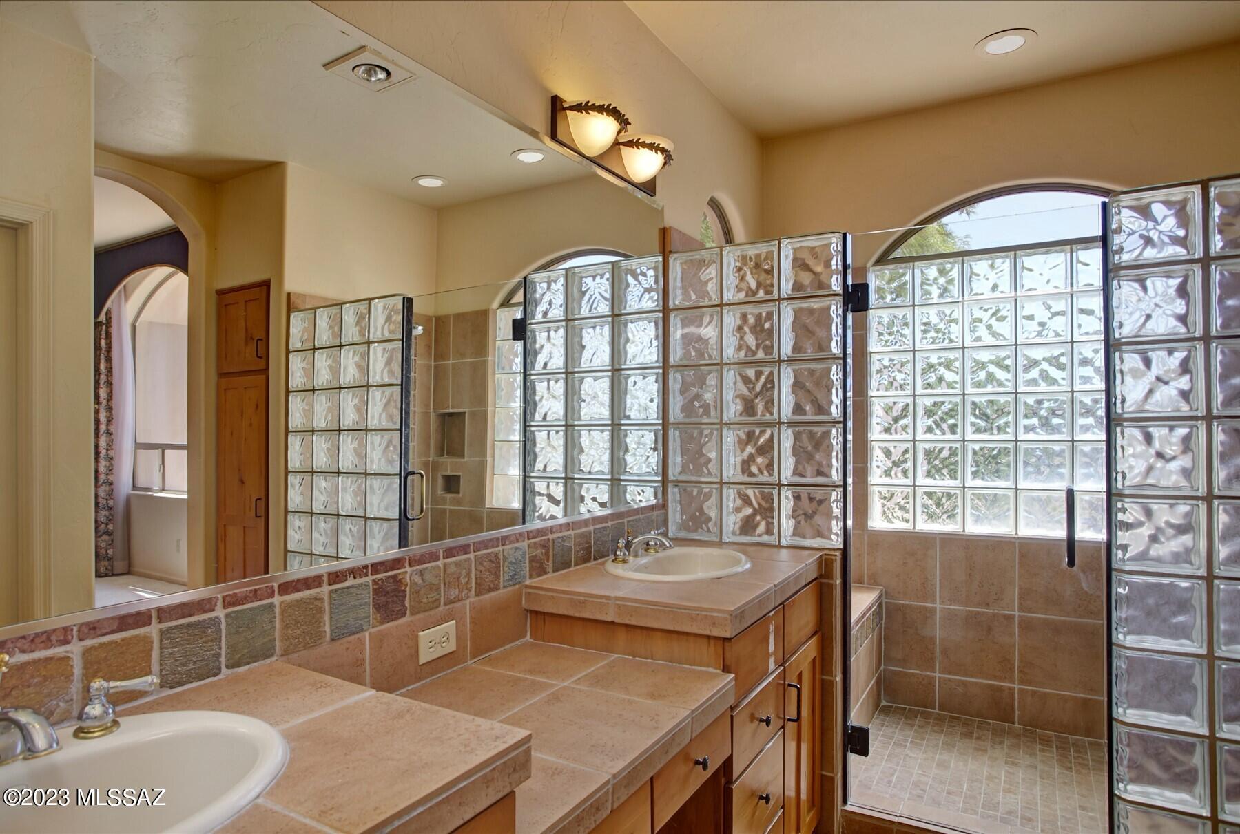 5346 North Ridge Spring Place Tucson, AZ 85749 - Photo 23 of 42 Gallery Image 23