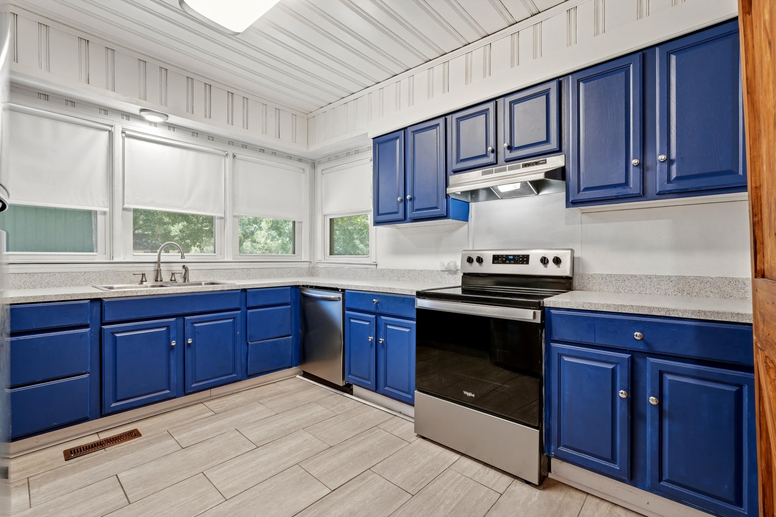 4259 State Rd S-26-852 Little River, SC 29566 - Photo 9 of 39