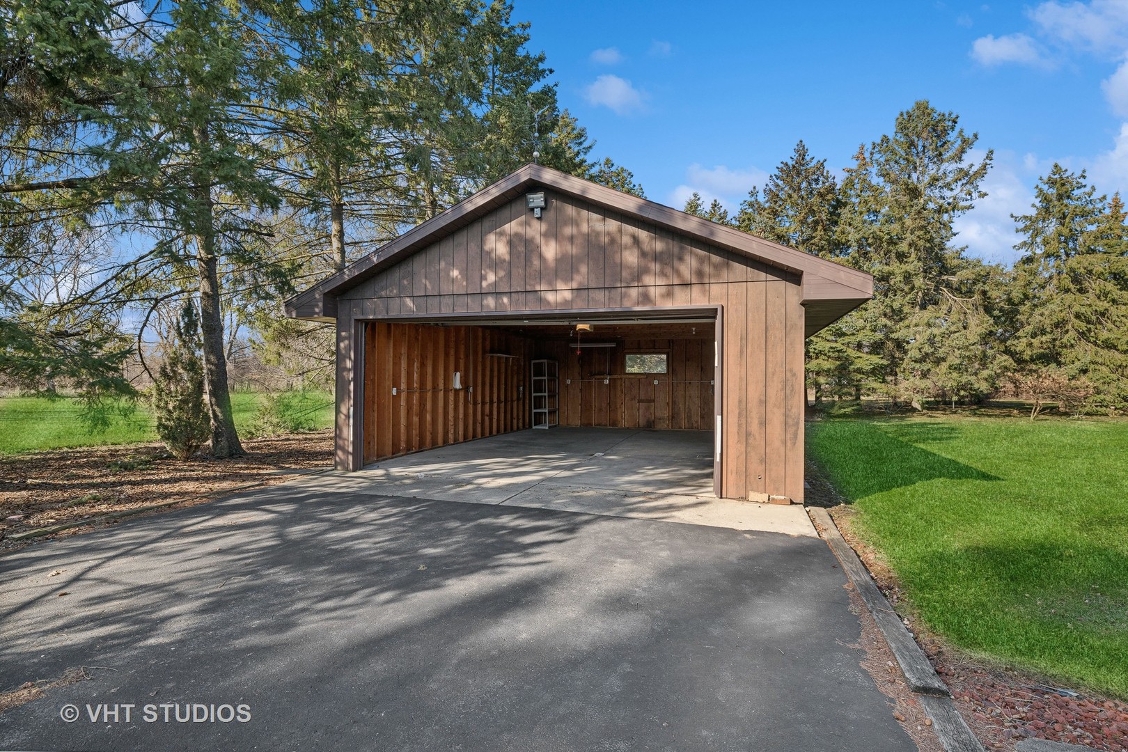 39160 North Winchester Road Wadsworth, IL 60083 - Photo 18 of 31 Gallery Image 18