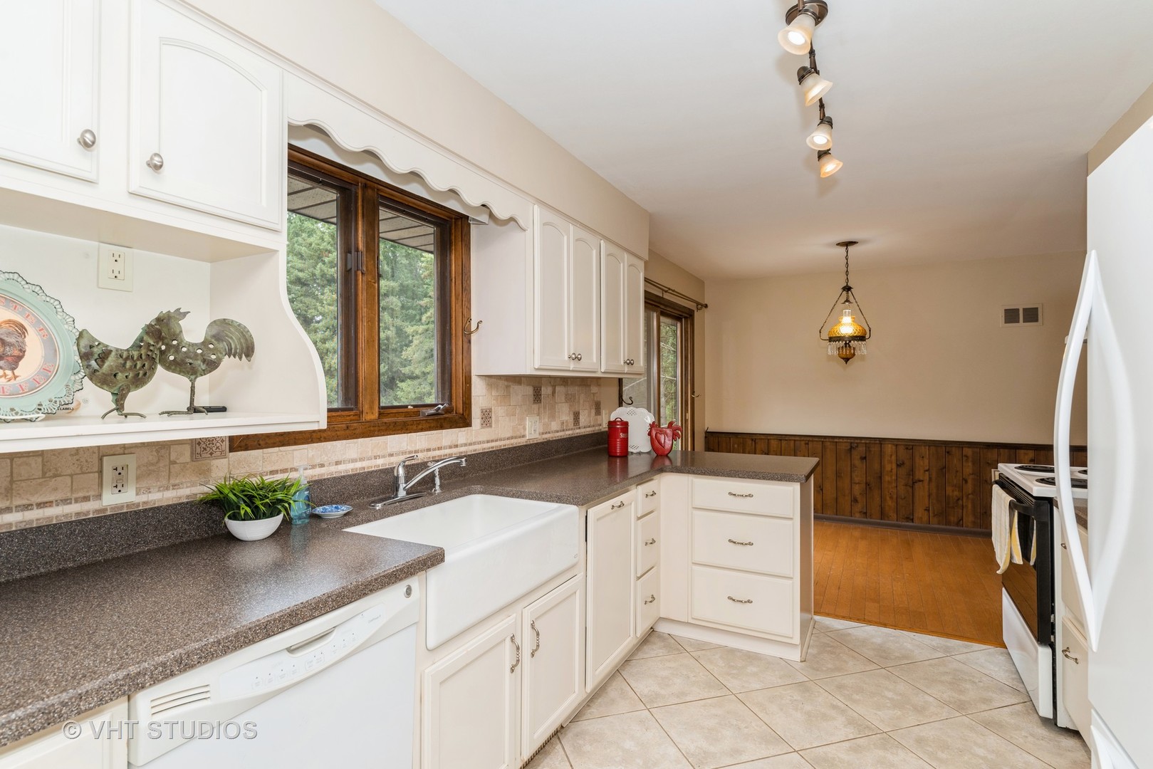 39160 North Winchester Road Wadsworth, IL 60083 - Photo 9 of 31 Gallery Image 9