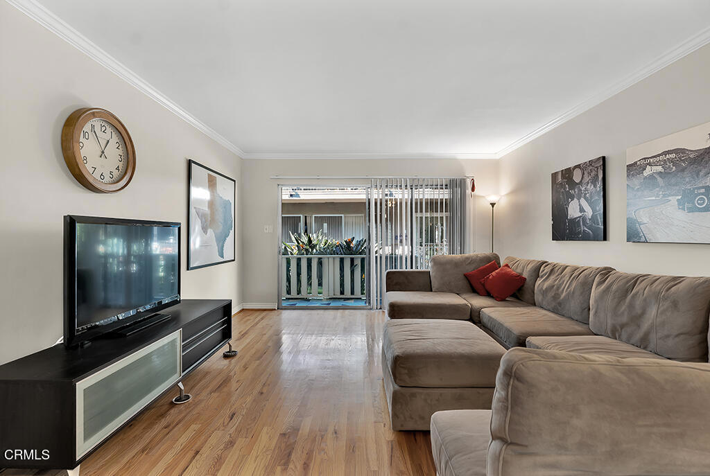 1542 Riverside Drive, Unit C Glendale, CA 91201 - Photo 13 of 31