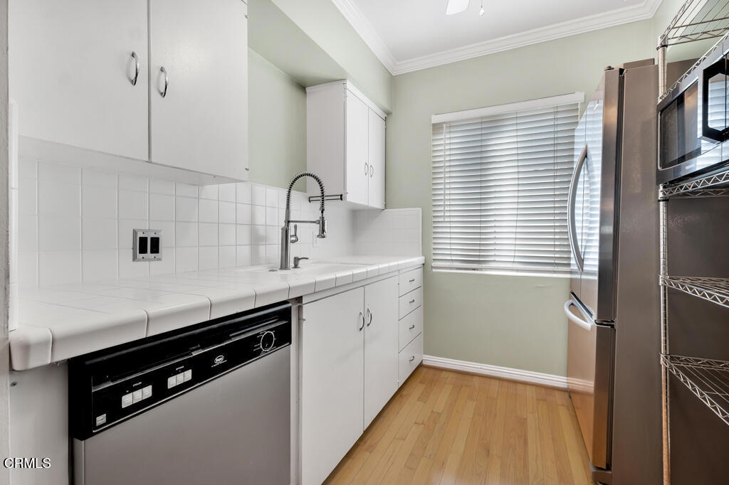 1542 Riverside Drive, Unit C Glendale, CA 91201 - Photo 18 of 31