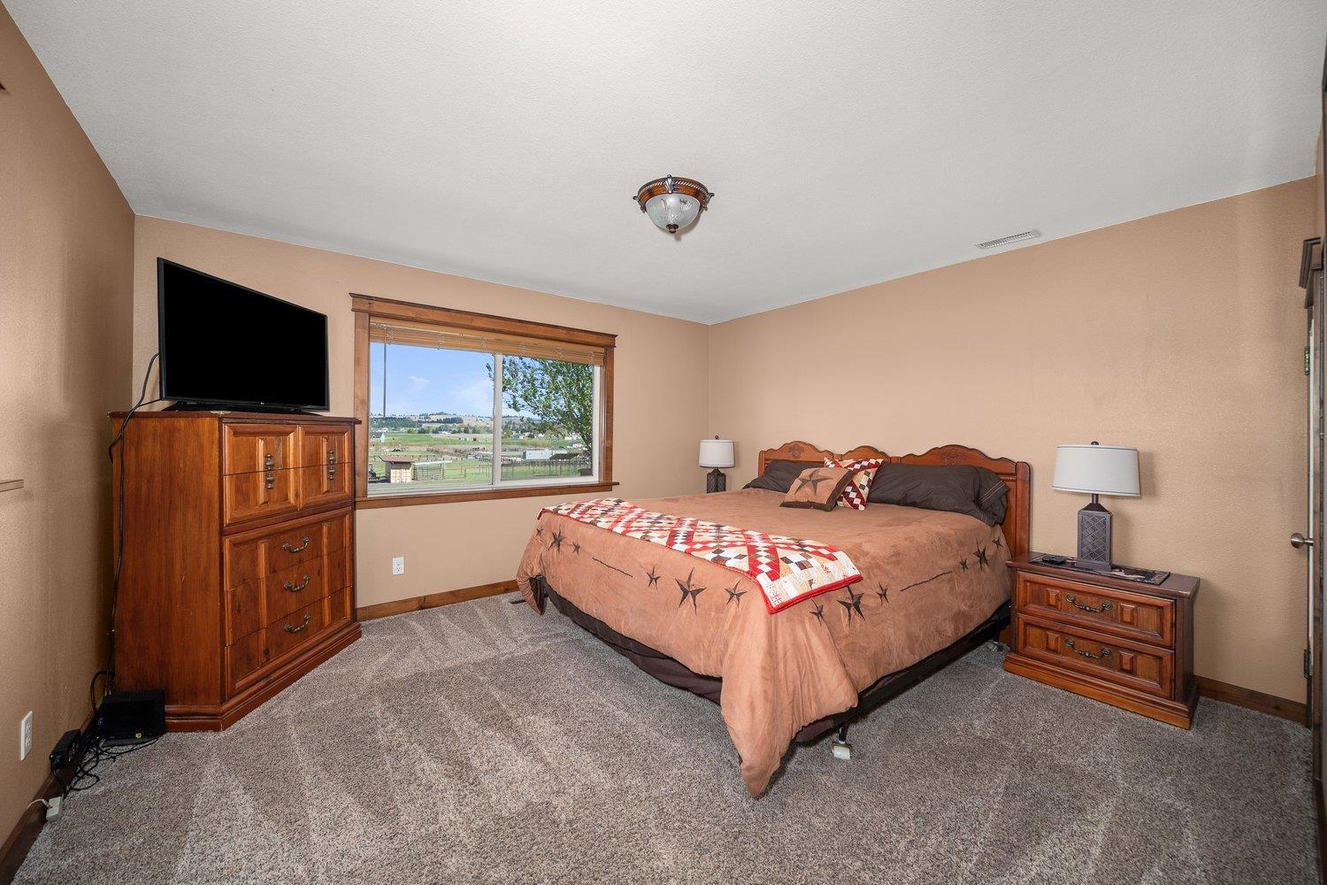 14809 West Taylor Road Cheney, WA 99004 - Photo 25 of 48