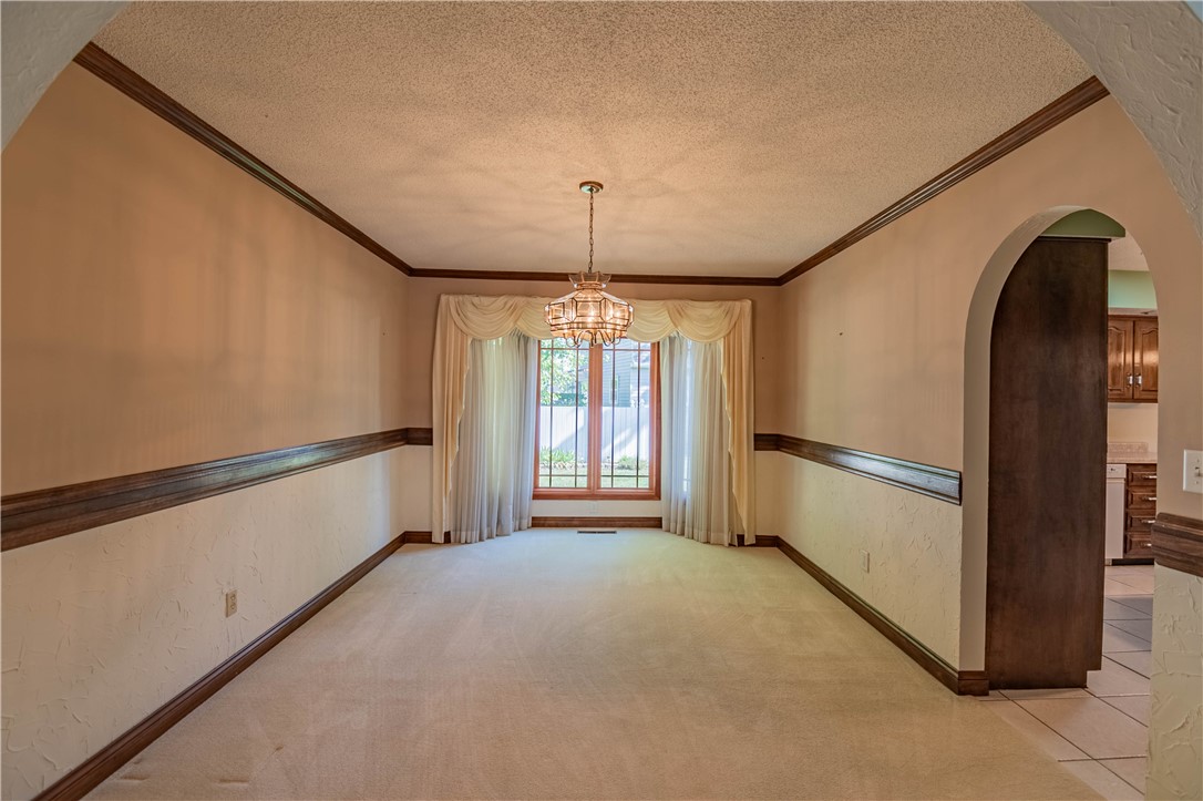 4520 Palmer Court Decatur, IL 62526 - Photo 7 of 44