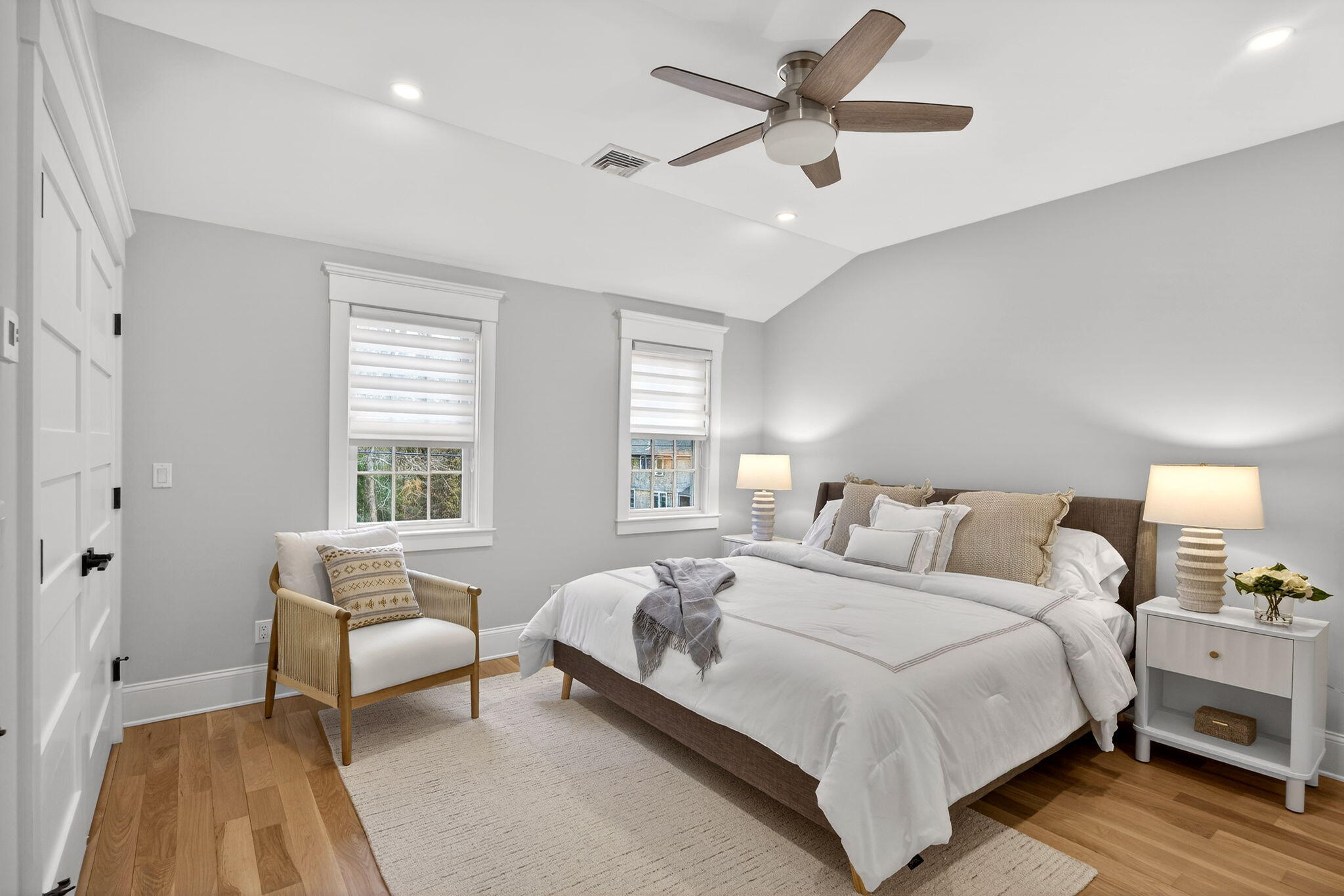 255 Old Main Road, Unit 1B North Falmouth, MA 02556 - Photo 15 of 88 a bedroom with a bed and furniture