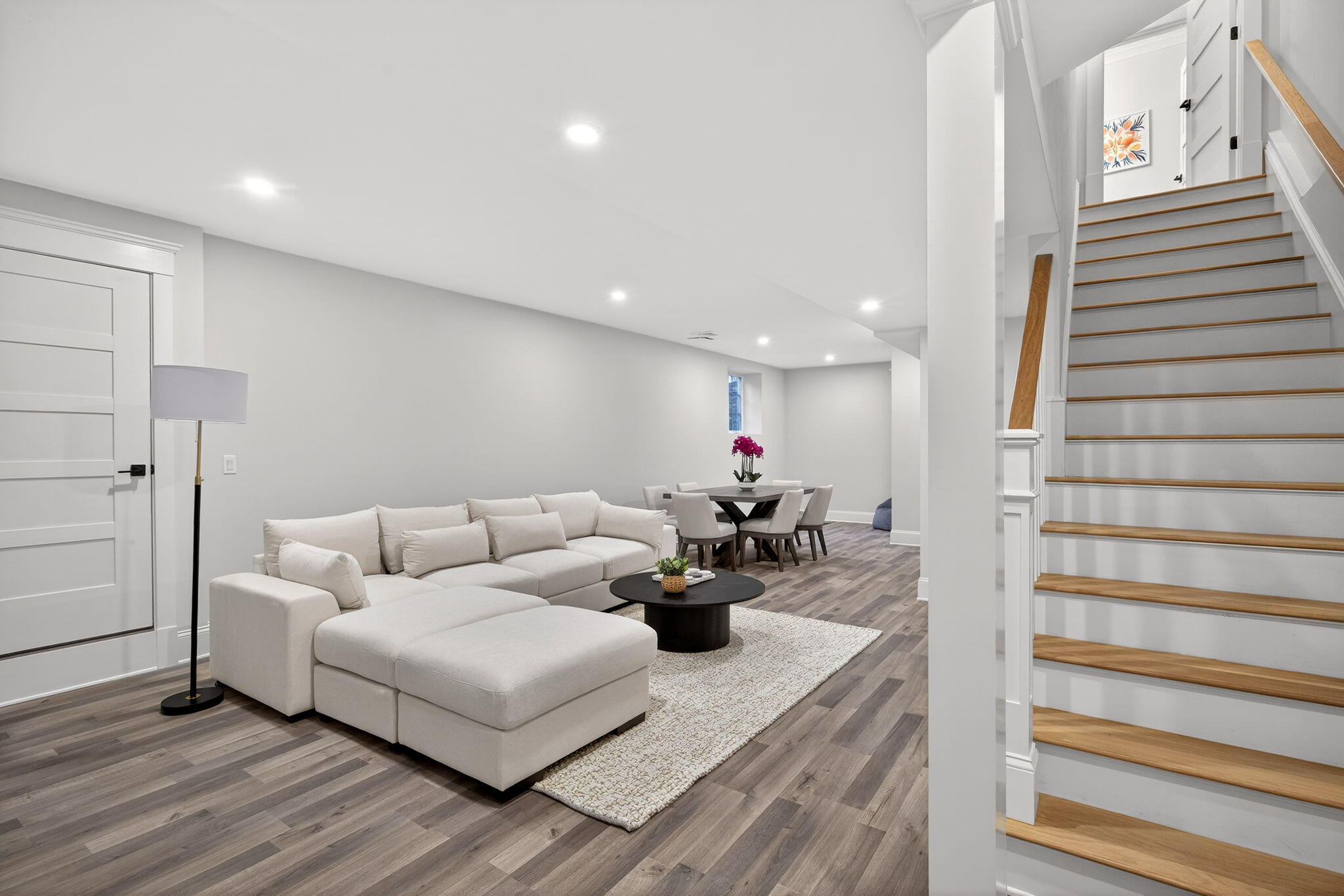 255 Old Main Road, Unit 1B North Falmouth, MA 02556 - Photo 40 of 88 a living room with furniture and wooden floor