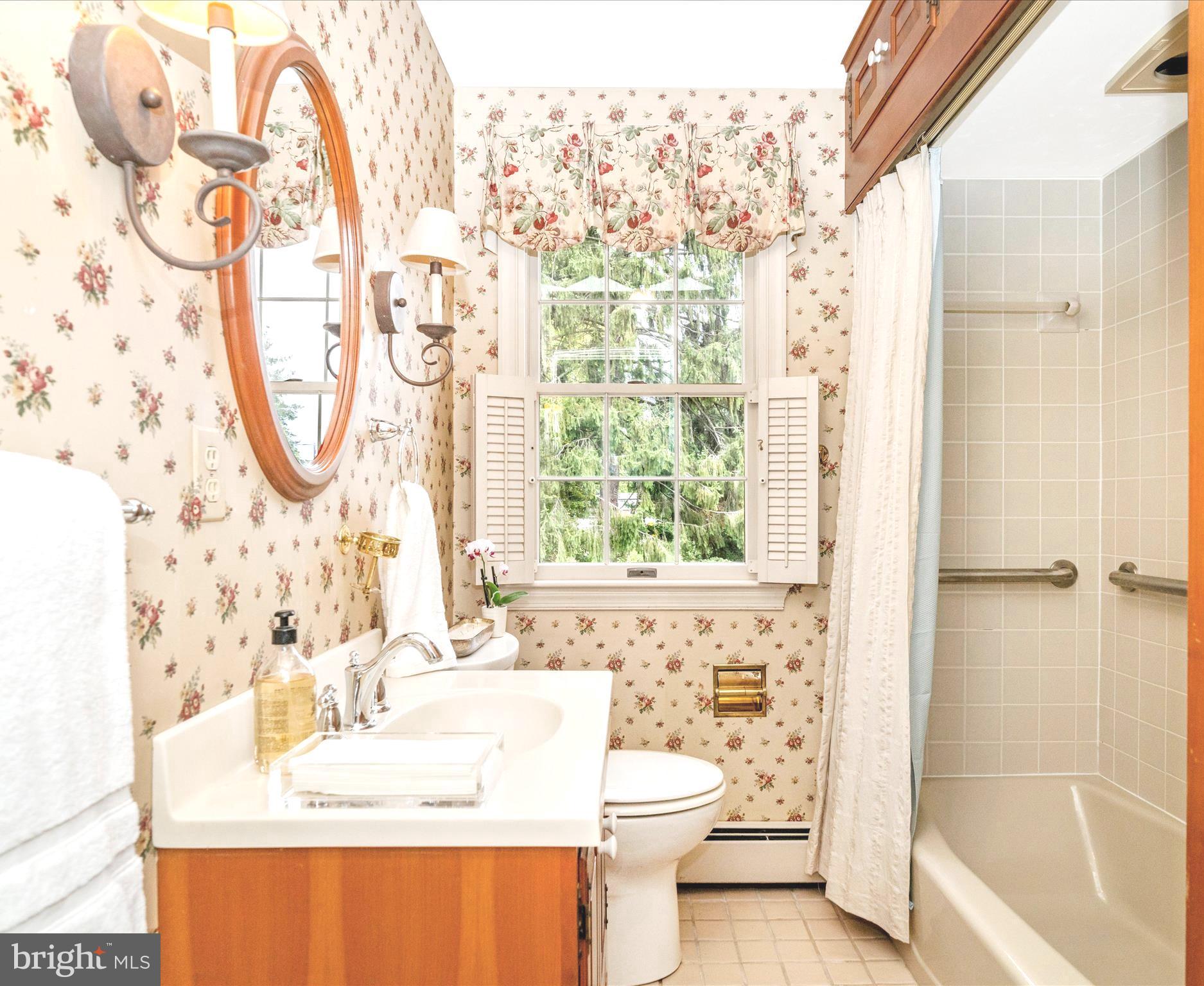 17920 Pin Oak Road Hagerstown, MD 21740 - Photo 32 of 57 a bathroom with a sink toilet and shower