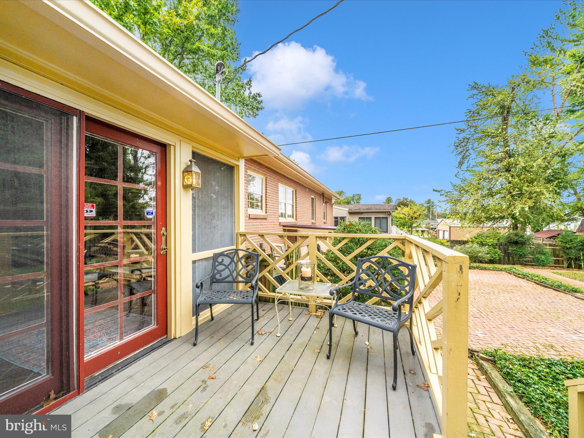 17920 Pin Oak Road Hagerstown, MD 21740 - Photo 52 of 57 a view of balcony with chairs and wooden fence