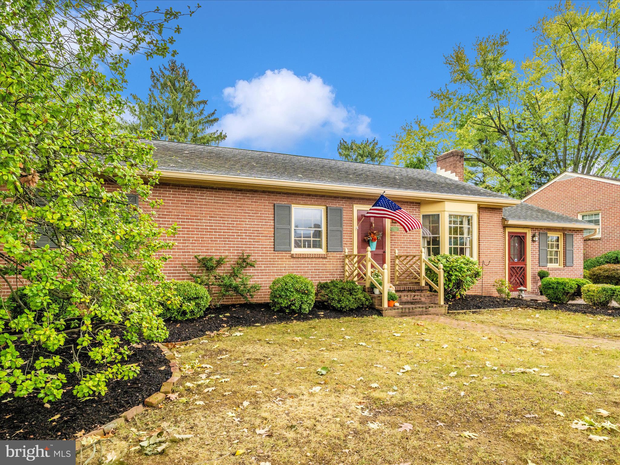 17920 Pin Oak Road Hagerstown, MD 21740 - Photo 54 of 57 a front view of a house with garden