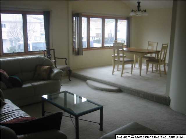 15 Fieldstone Road Staten Island, NY 10314 - Photo 3 of 7 Additional Photo