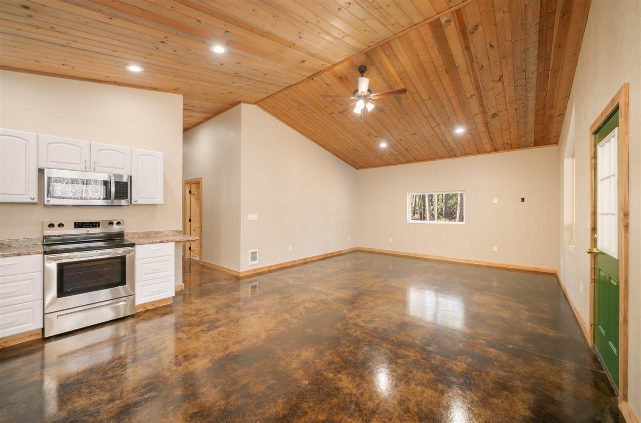 775 Jorgens Road Newport, WA 99156 - Photo 4 of 20 Gallery Image 4