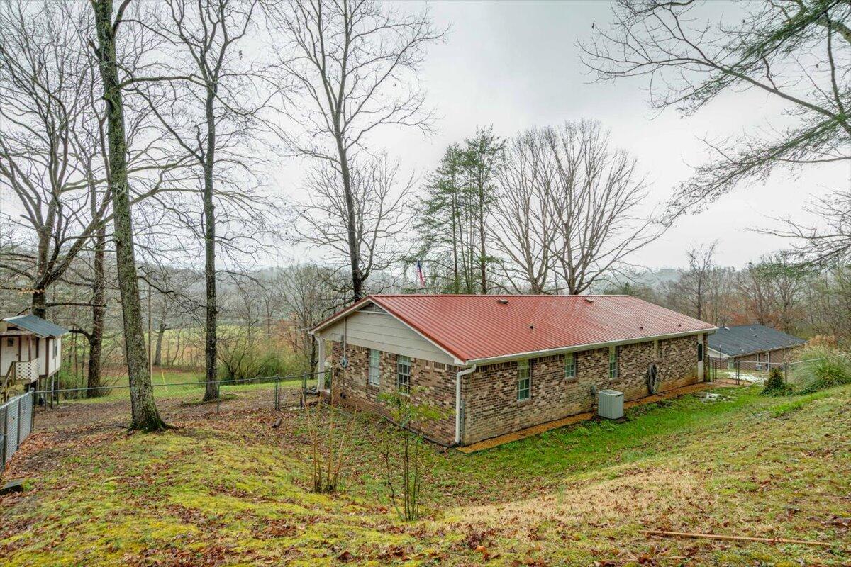 594 Sherry Road Jasper, TN 37347 - Photo 19 of 22 19-594 Sherry Rd-19