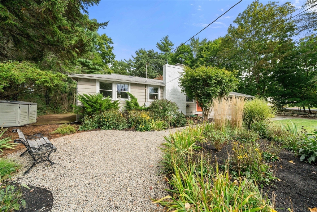 244 King Street Cohasset, MA 02025 - Photo 3 of 34 Gallery Image 3