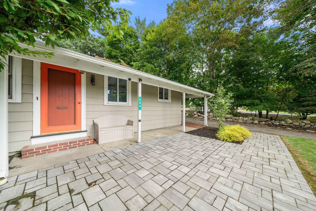 244 King Street Cohasset, MA 02025 - Photo 4 of 34 Gallery Image 4