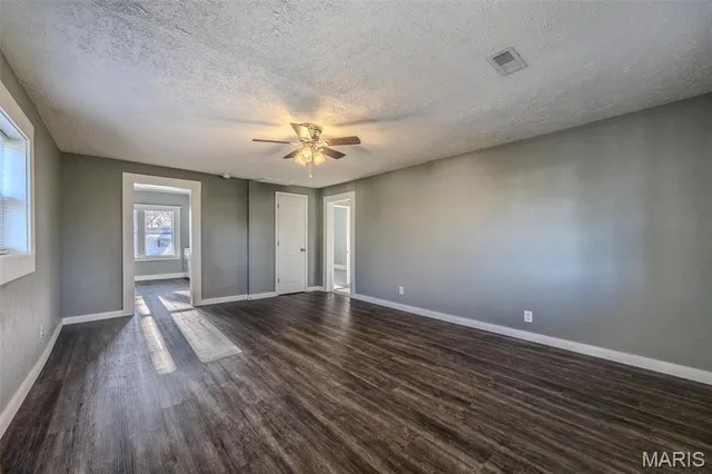 $155,900 | 450 Michigan Avenue, Lebanon, MO 65536