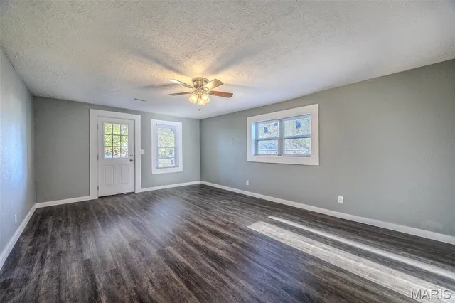 $155,900 | 450 Michigan Avenue, Lebanon, MO 65536