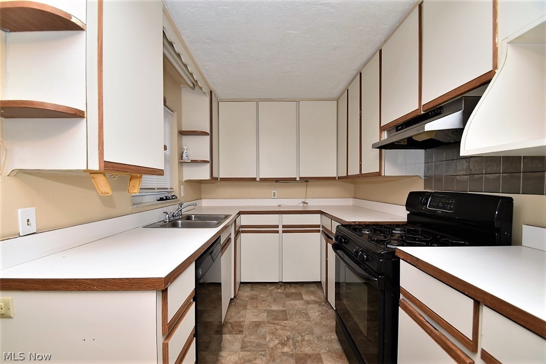 1206 Yellowstone Road Cleveland, OH 44121 - Photo 16 of 35 Gallery Image 16