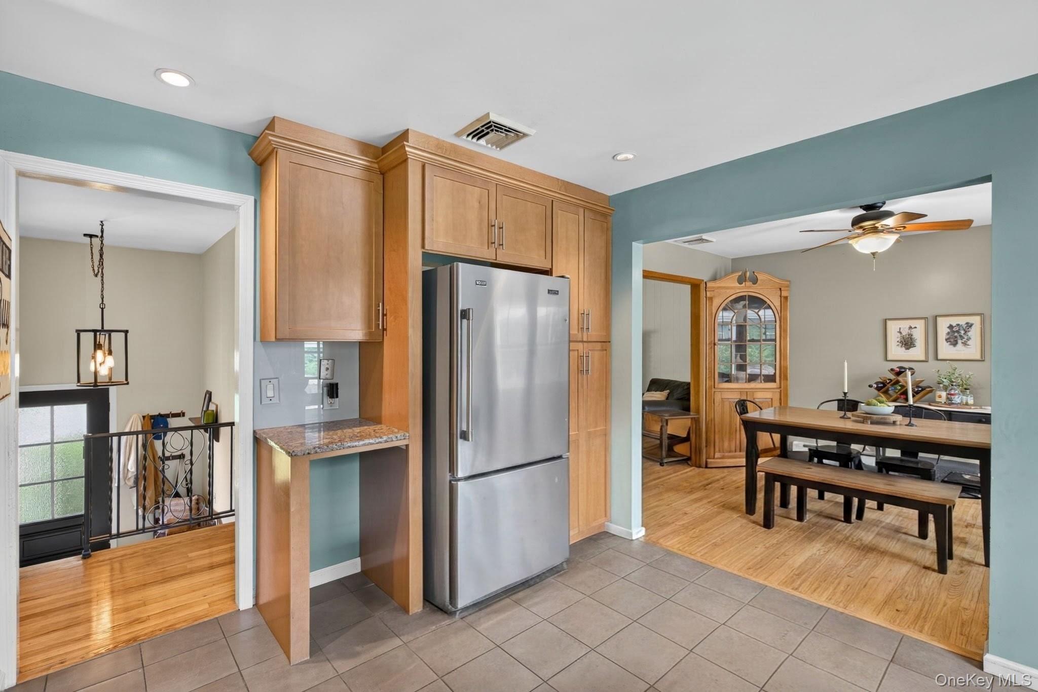 9 Debra Hill Road Poughkeepsie, NY 12603 - Photo 13 of 49 Gallery Image 13