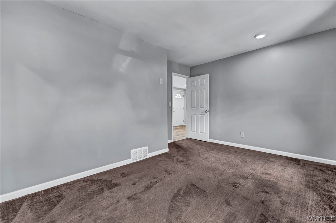 601 Harlem Road West Seneca, NY 14224 - Photo 36 of 48