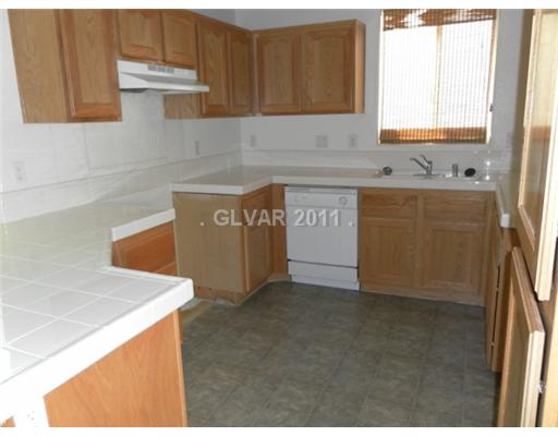 7332 Vinca Road Las Vegas, NV 89113 - Photo 4 of 13 Kitchen.