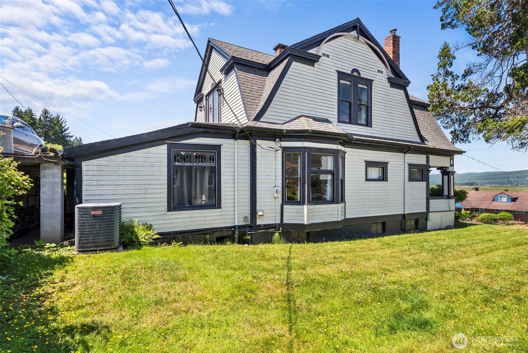714 West First Street South Bend, WA 98586 - Photo 2 of 40