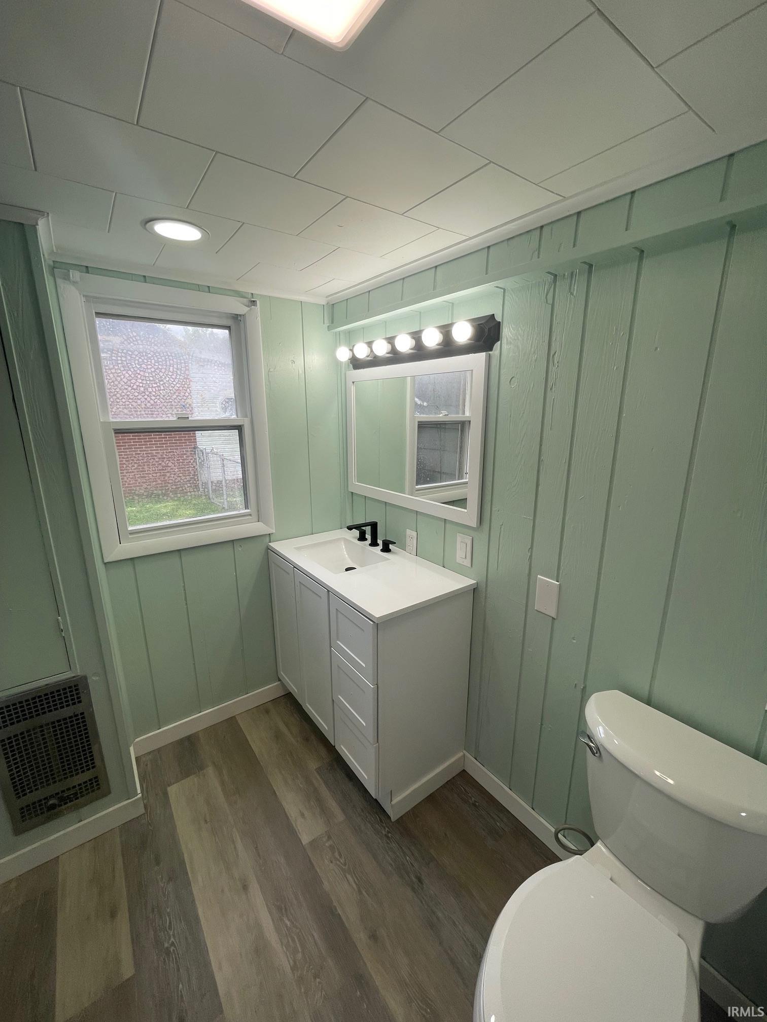310 Jefferson Street Bicknell, IN 47512 - Photo 7 of 25