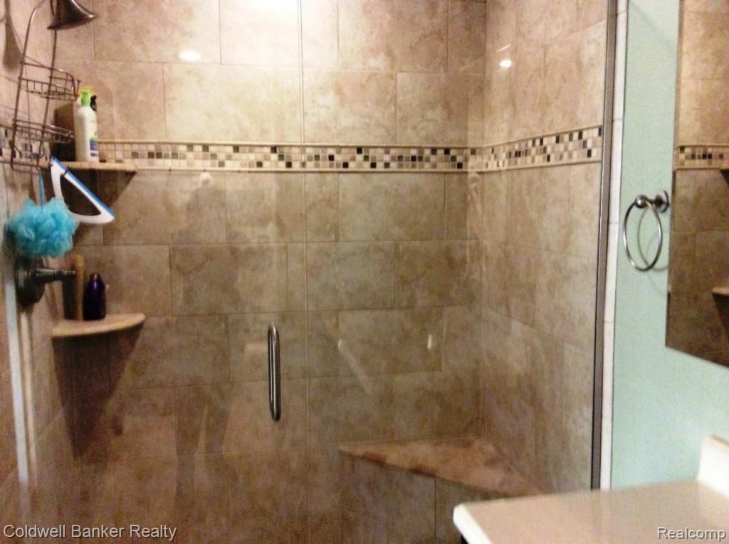 681 Kentucky Drive Rochester, MI 48307 - Photo 21 of 28 photo 2c.jpg