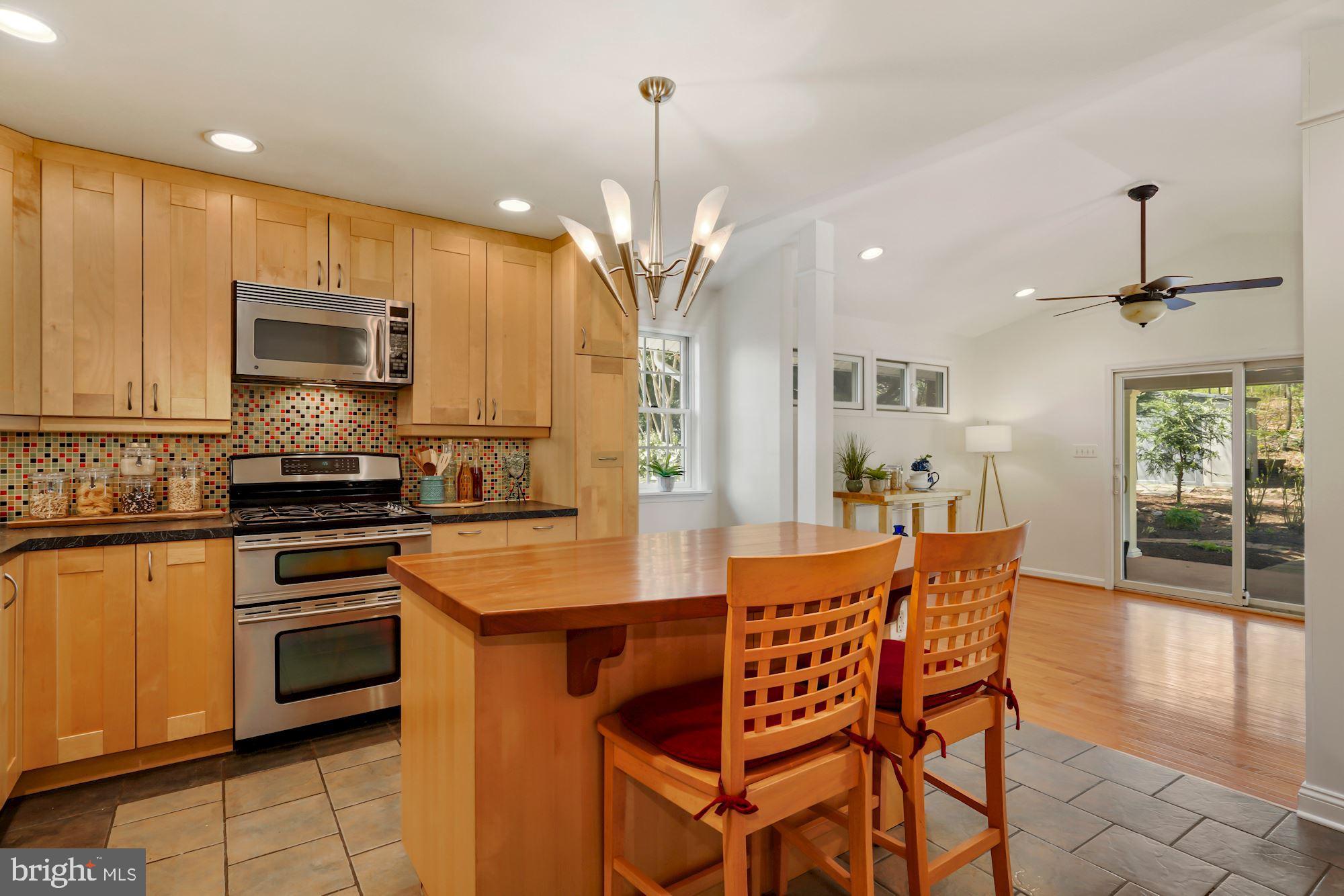 7417 Miller Fall Road Derwood, MD 20855 - Photo 21 of 38 Kitchen opens to family room addition