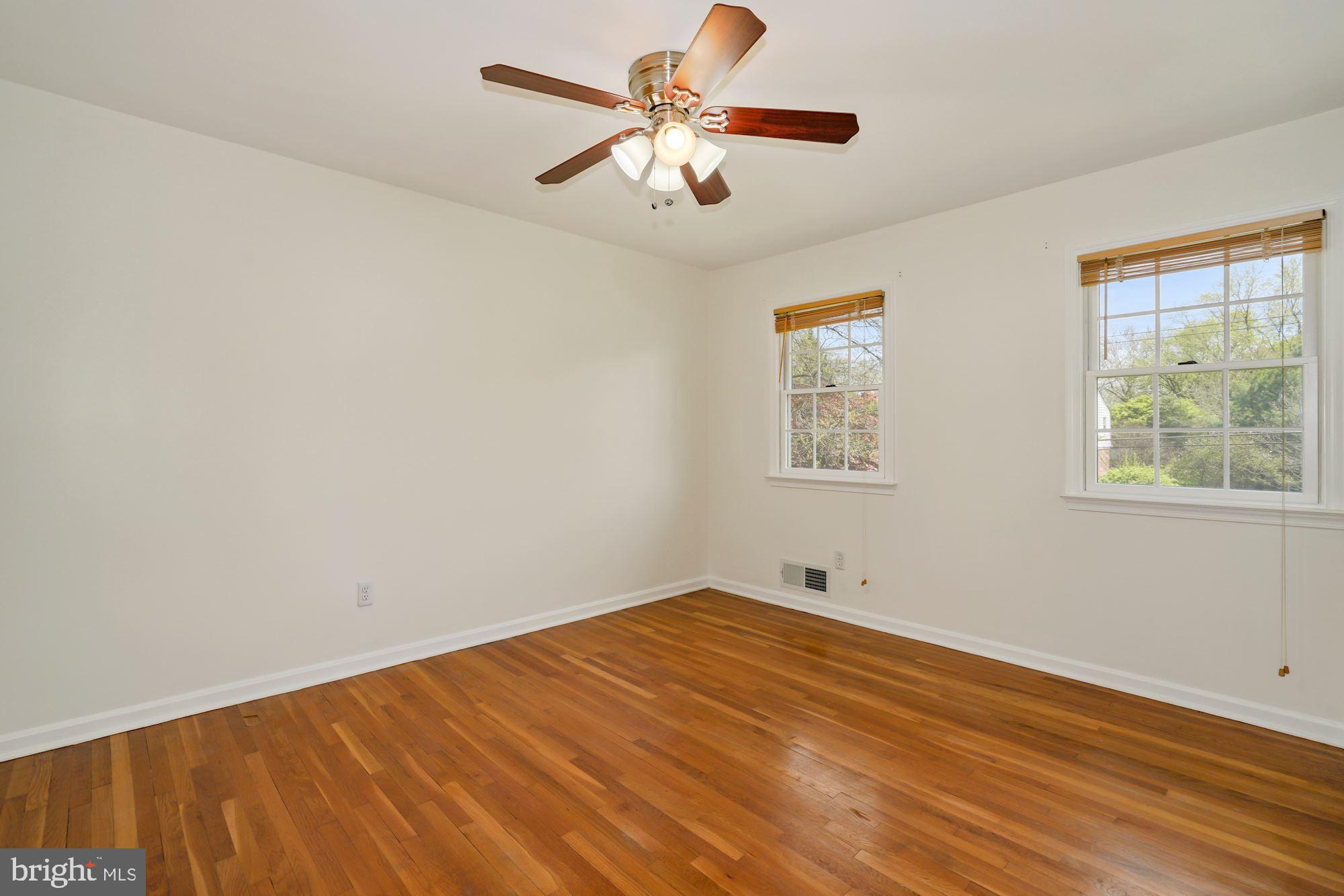 7417 Miller Fall Road Derwood, MD 20855 - Photo 29 of 38 2nd bedroom