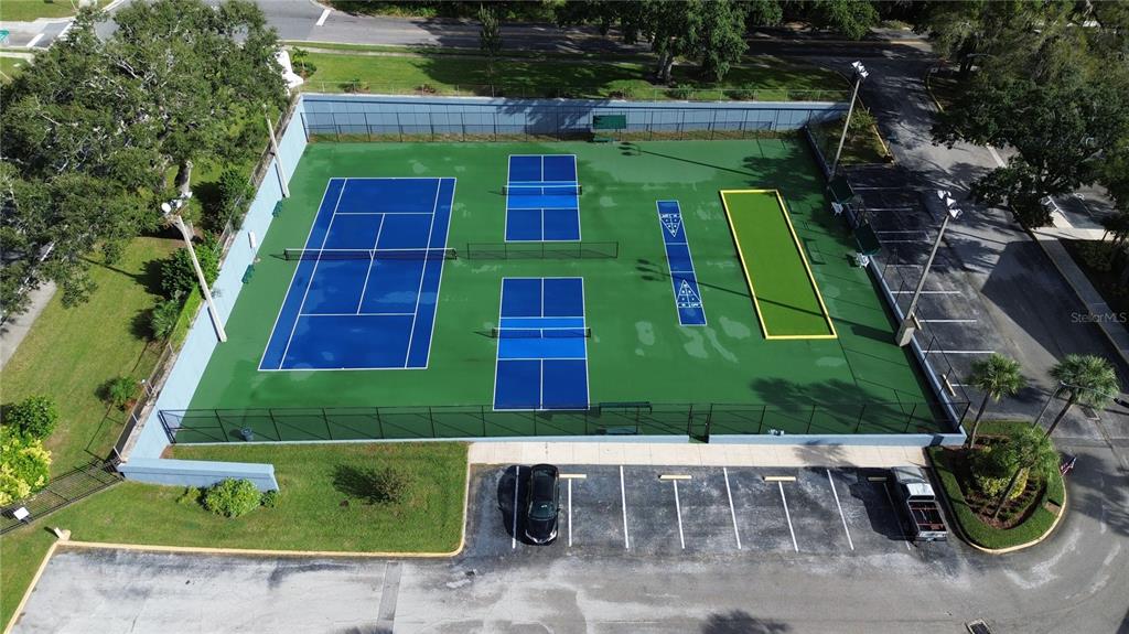 3 Escondido Circle, Unit 8 Altamonte Springs, FL 32701 - Photo 3 of 29 an aerial view of a house