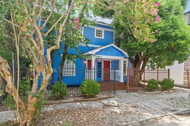 $3,500 | 2509 Whitney Street, Unit B, Houston, TX 77006