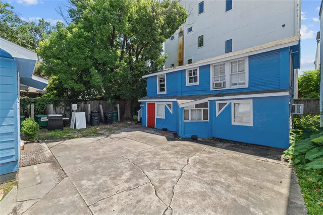 $3,500 | 2509 Whitney Street, Unit B, Houston, TX 77006