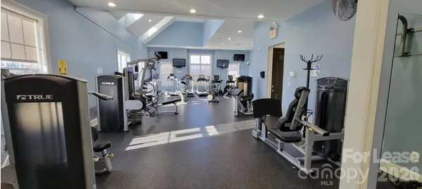 $2,800 | 5612 Selkirkshire Road, Charlotte, NC 28278