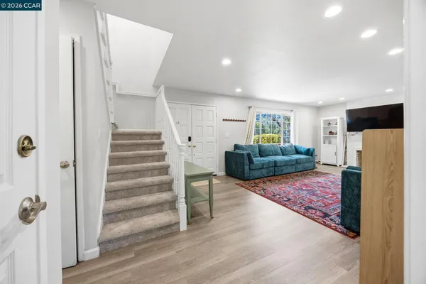 $925,000 | 2537 Simas Avenue, Pinole, CA 94564