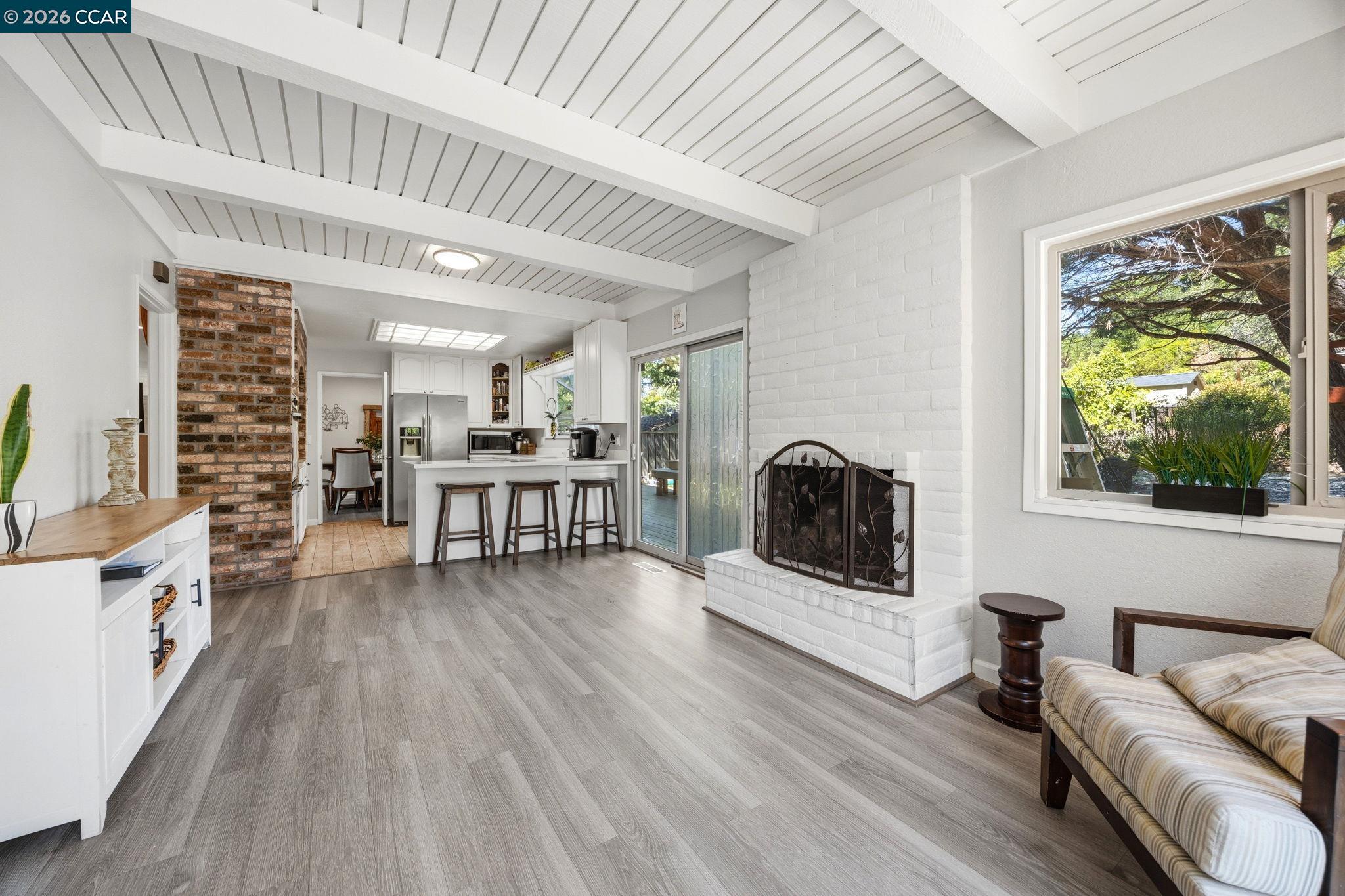 2537 Simas Avenue Pinole, CA 94564 - Photo 20 of 60