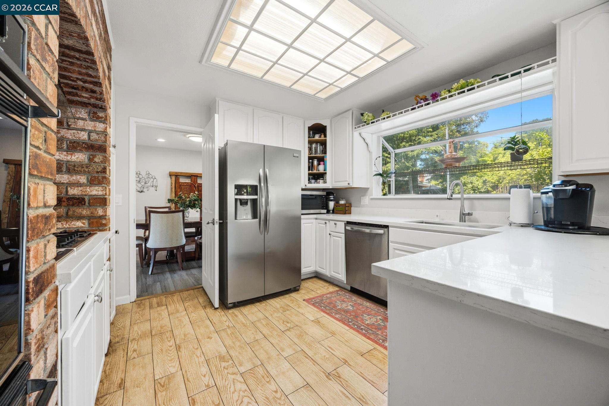 2537 Simas Avenue Pinole, CA 94564 - Photo 23 of 60