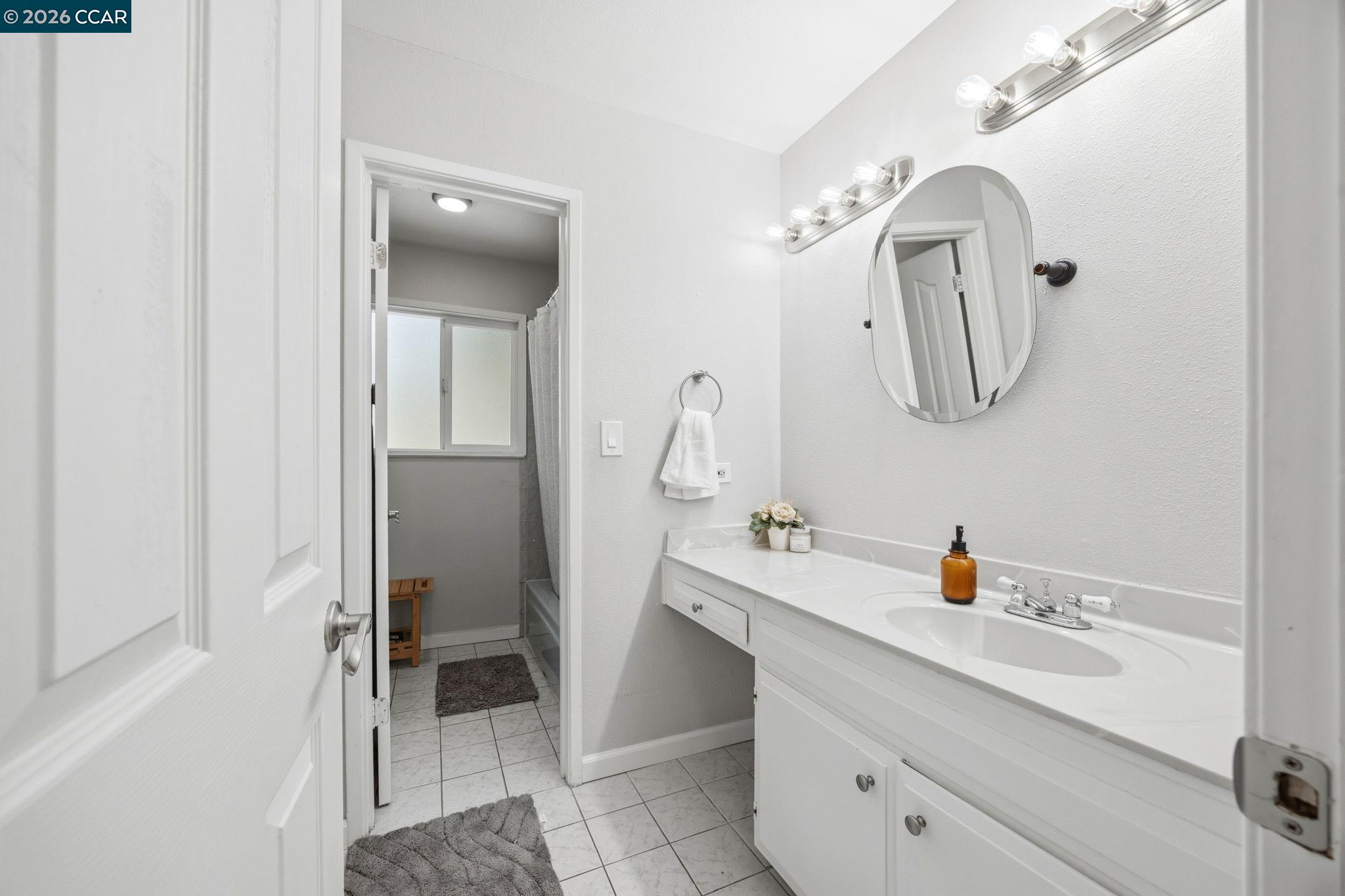 2537 Simas Avenue Pinole, CA 94564 - Photo 28 of 60