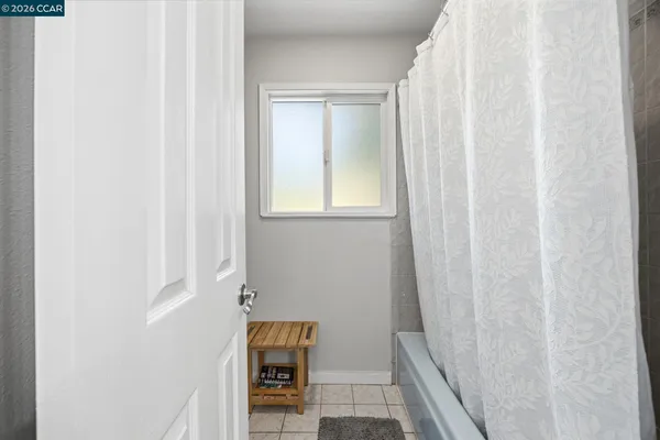 $925,000 | 2537 Simas Avenue, Pinole, CA 94564