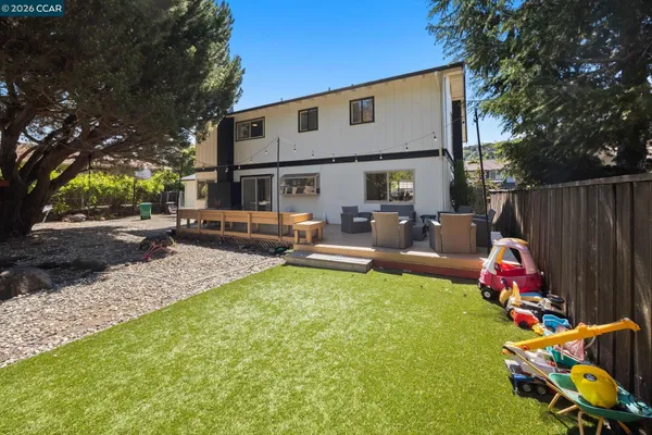 $925,000 | 2537 Simas Avenue, Pinole, CA 94564