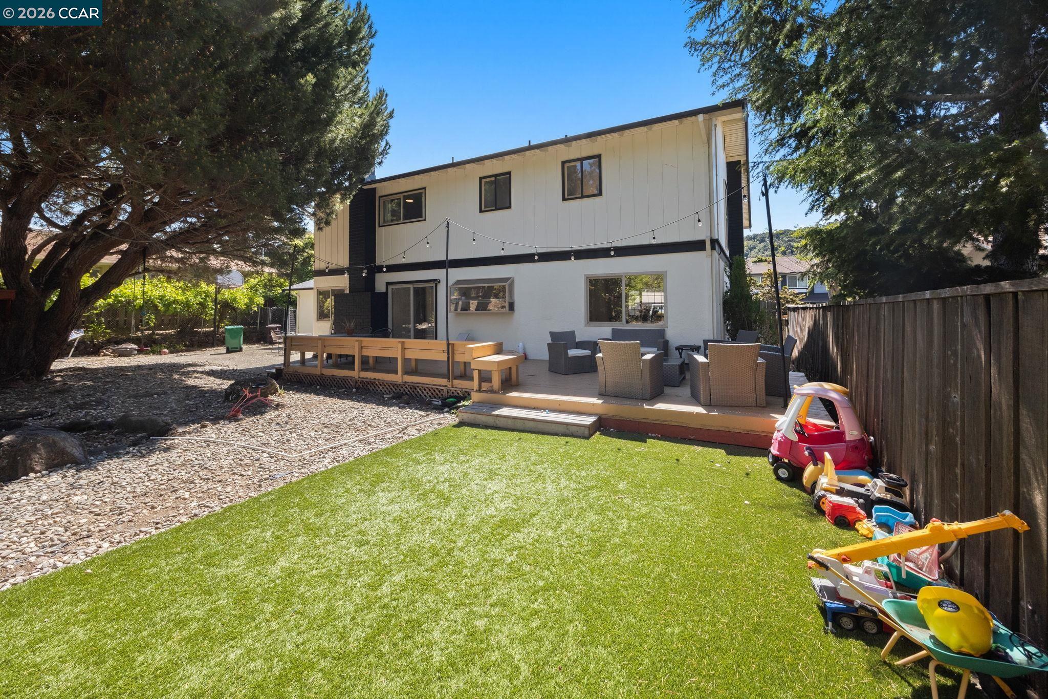 2537 Simas Avenue Pinole, CA 94564 - Photo 45 of 60