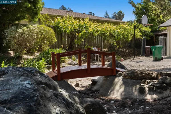 $925,000 | 2537 Simas Avenue, Pinole, CA 94564